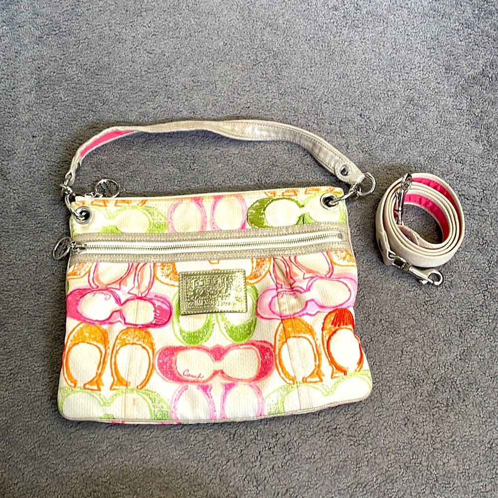 Coach Poppy logo crossbody